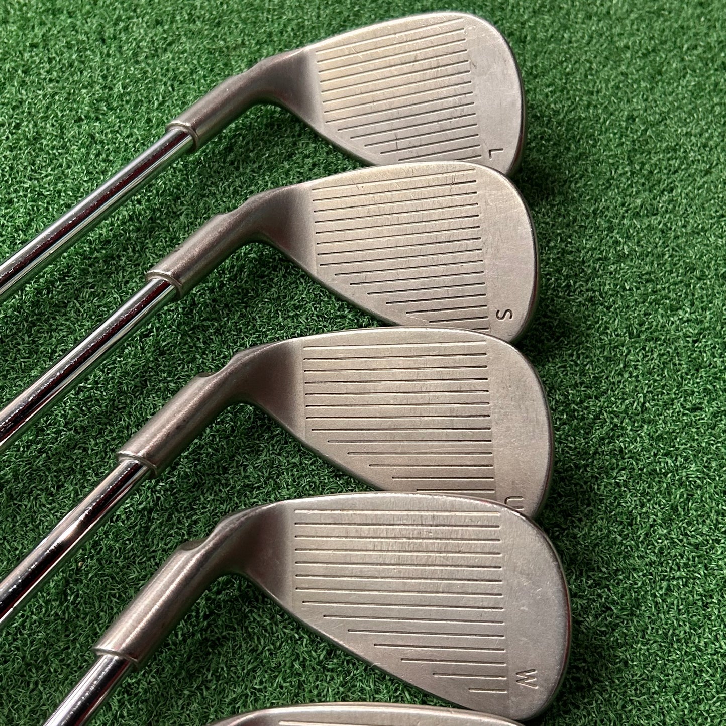 RH Ping G15 Combo Iron Set EXTENDED (3H, 4H, 5H, 5-PW, UW, SW, LW). Stiff Flex.