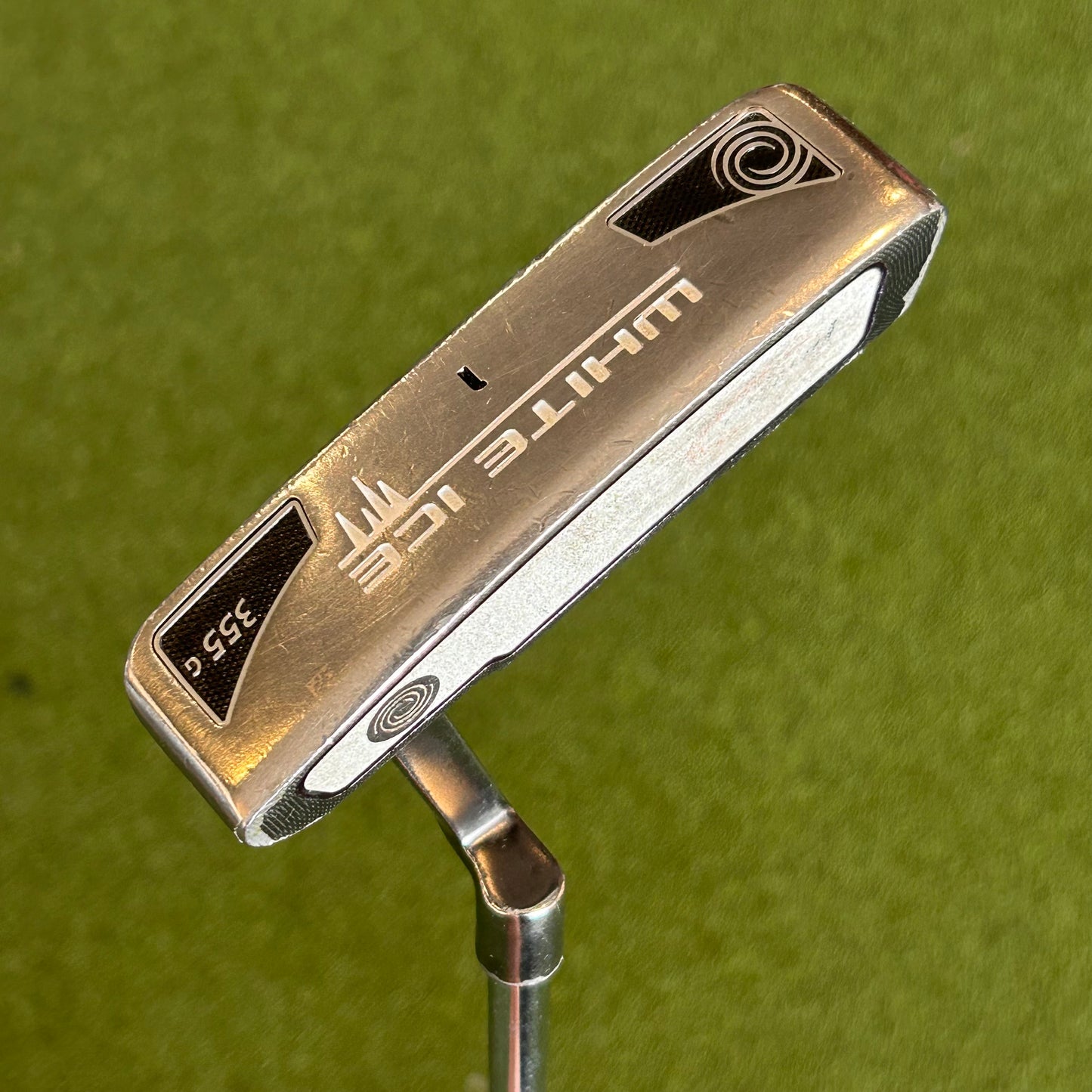 RH Odyssey White Ice 1 Putter. 35 IN.