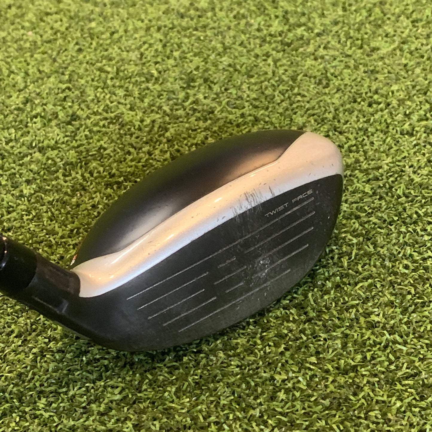 LH Taylormade M6 4 Hybrid