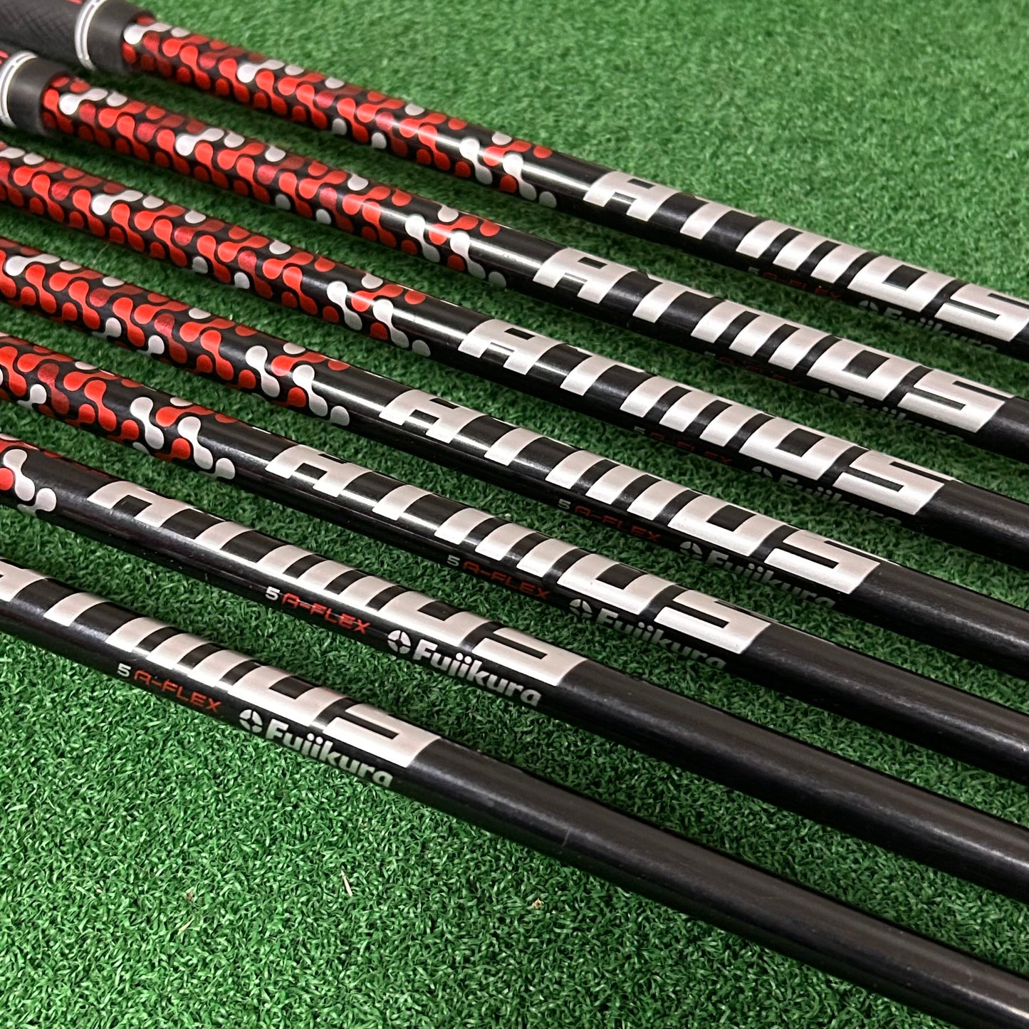 RH Taylormade M4 Iron Set (6-PW, AW, SW). Senior Flex.