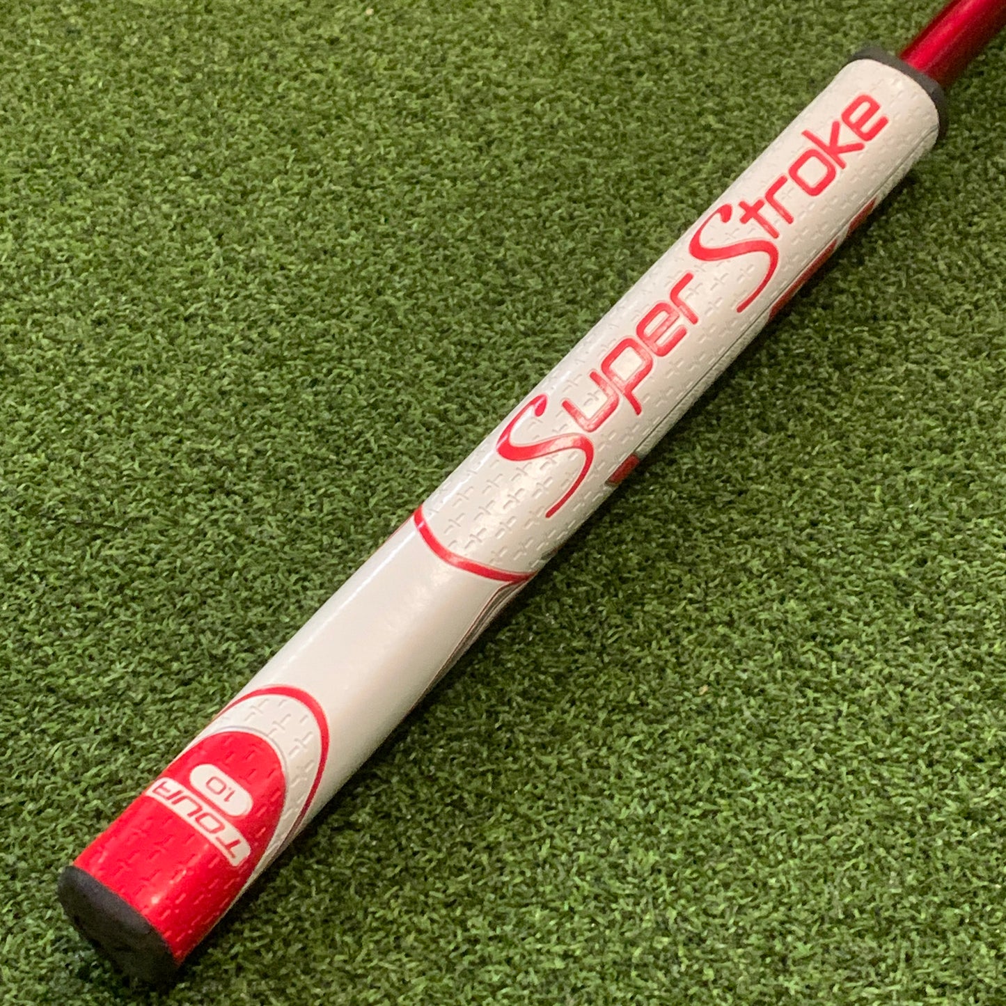 RH Odyssey White Hot OG Rossie S Putter. 34IN.