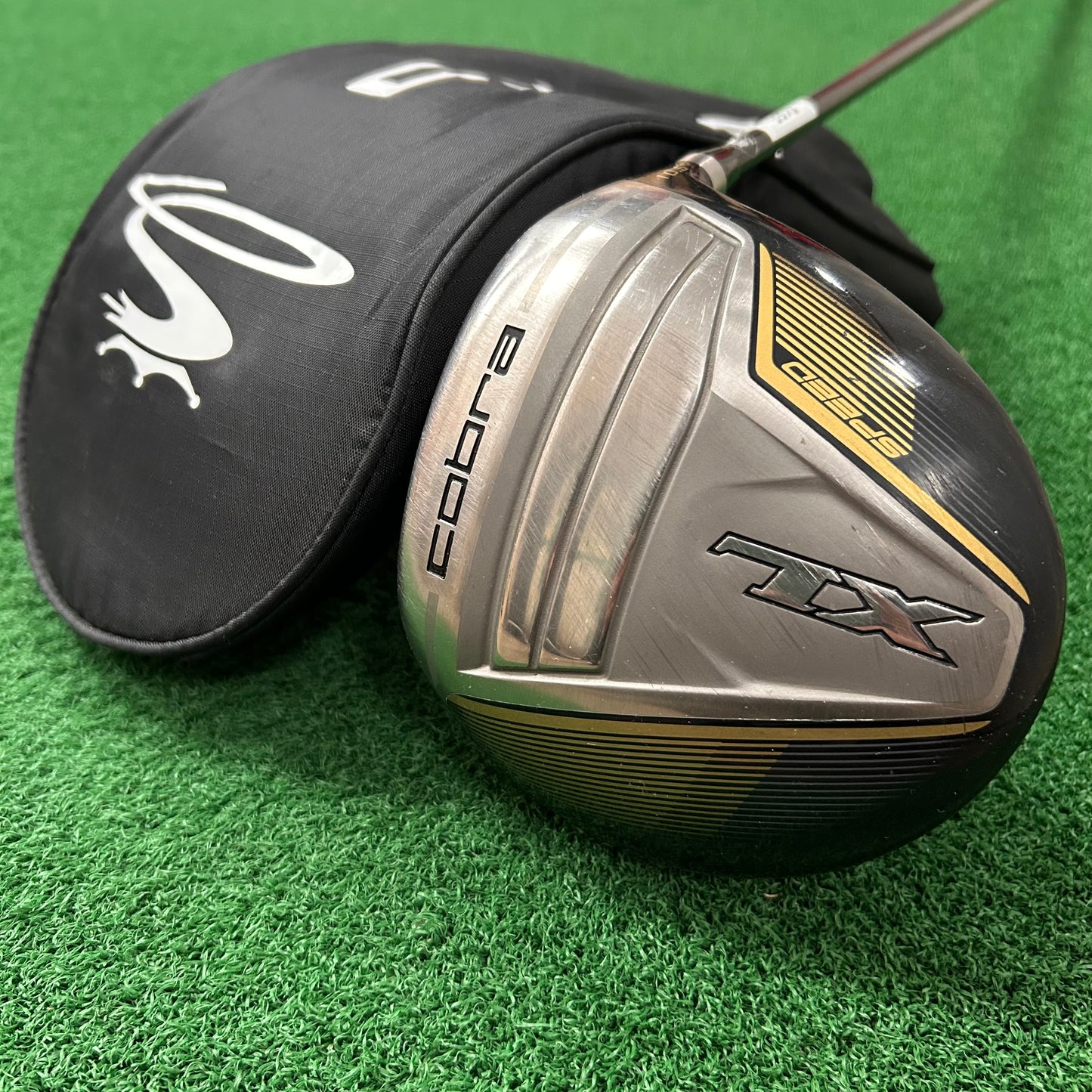 RH Cobra XL Speed Driver (10.5). Regular Flex.