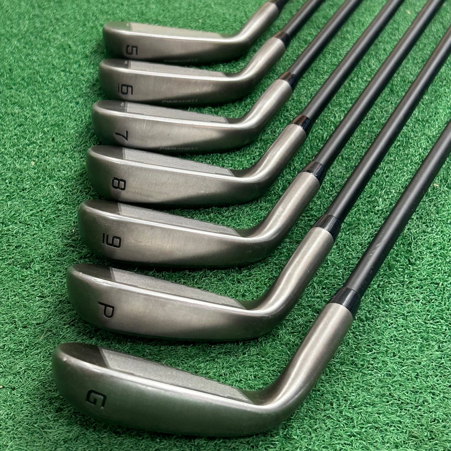 RH Cobra Darkspeed Iron Set (5-PW, GW). Regular Flex Graphite.