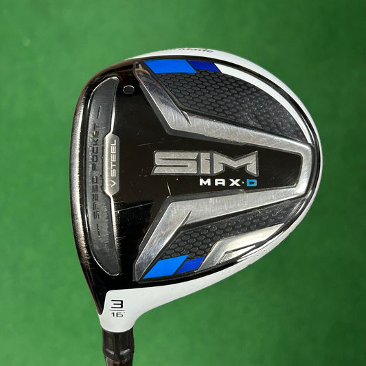 LH Taylormade Sim Max D 3 Wood. Regular Flex.
