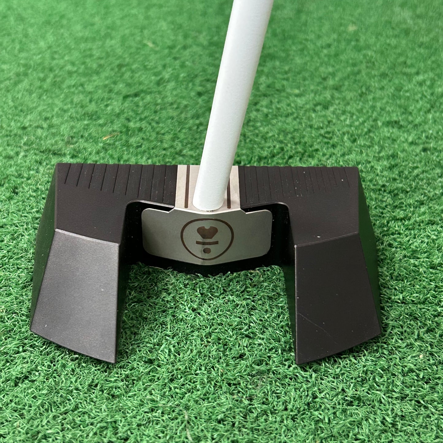 LH LabGolf Mezz.1 Max Broomstick Putter. 45in.