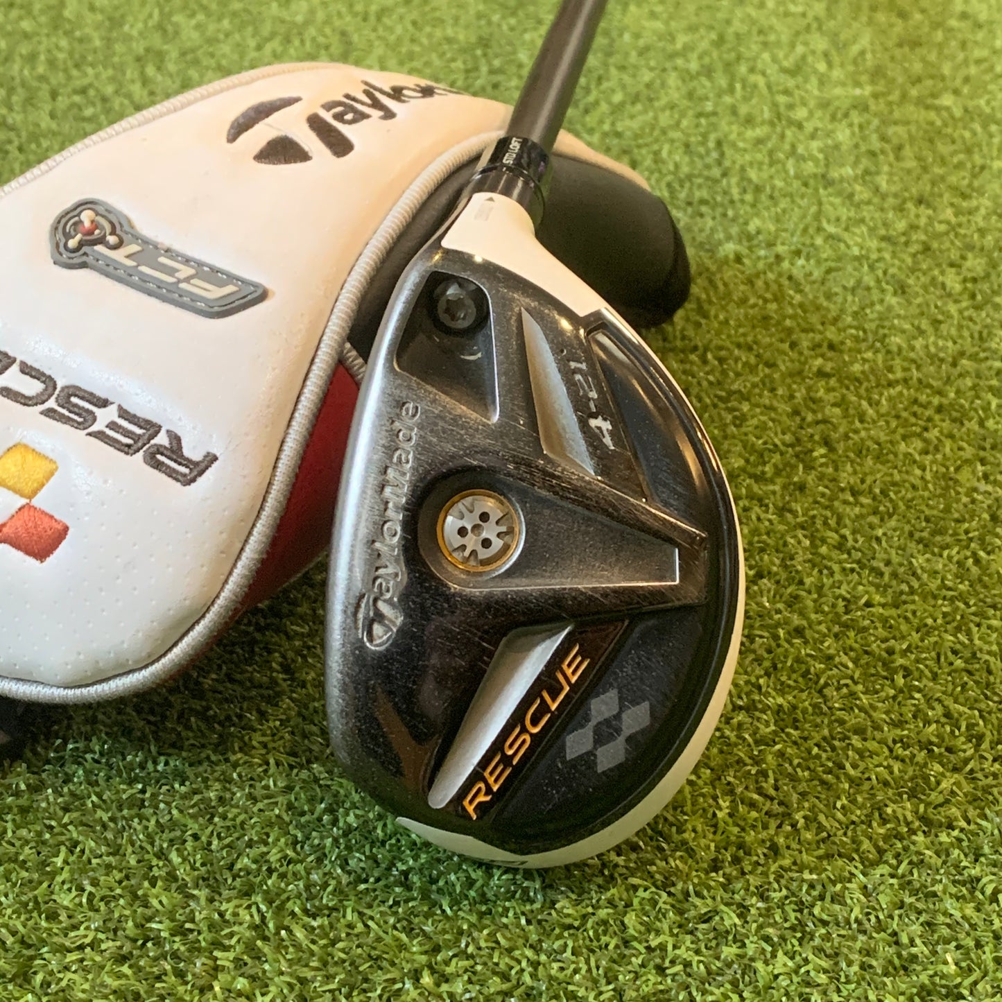 RH Taylormade Rescue FCT 4 Hybrid