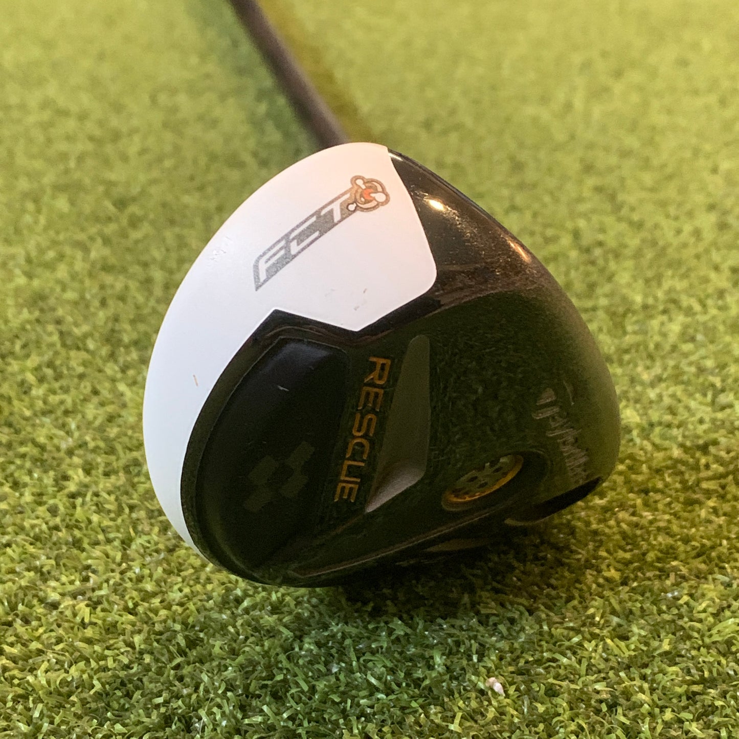 RH Taylormade Rescue FCT 4 Hybrid