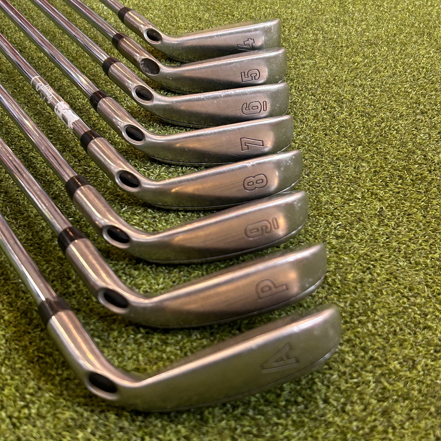 LH Callaway RAZR X HL Iron Set (4-PW, AW)