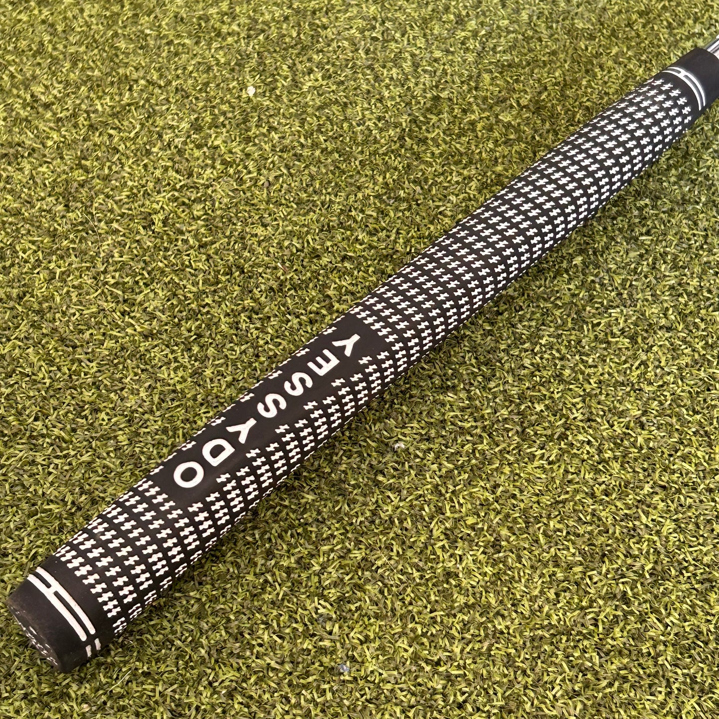 LH Odyssey White Hot #1 Putter. 35 IN.