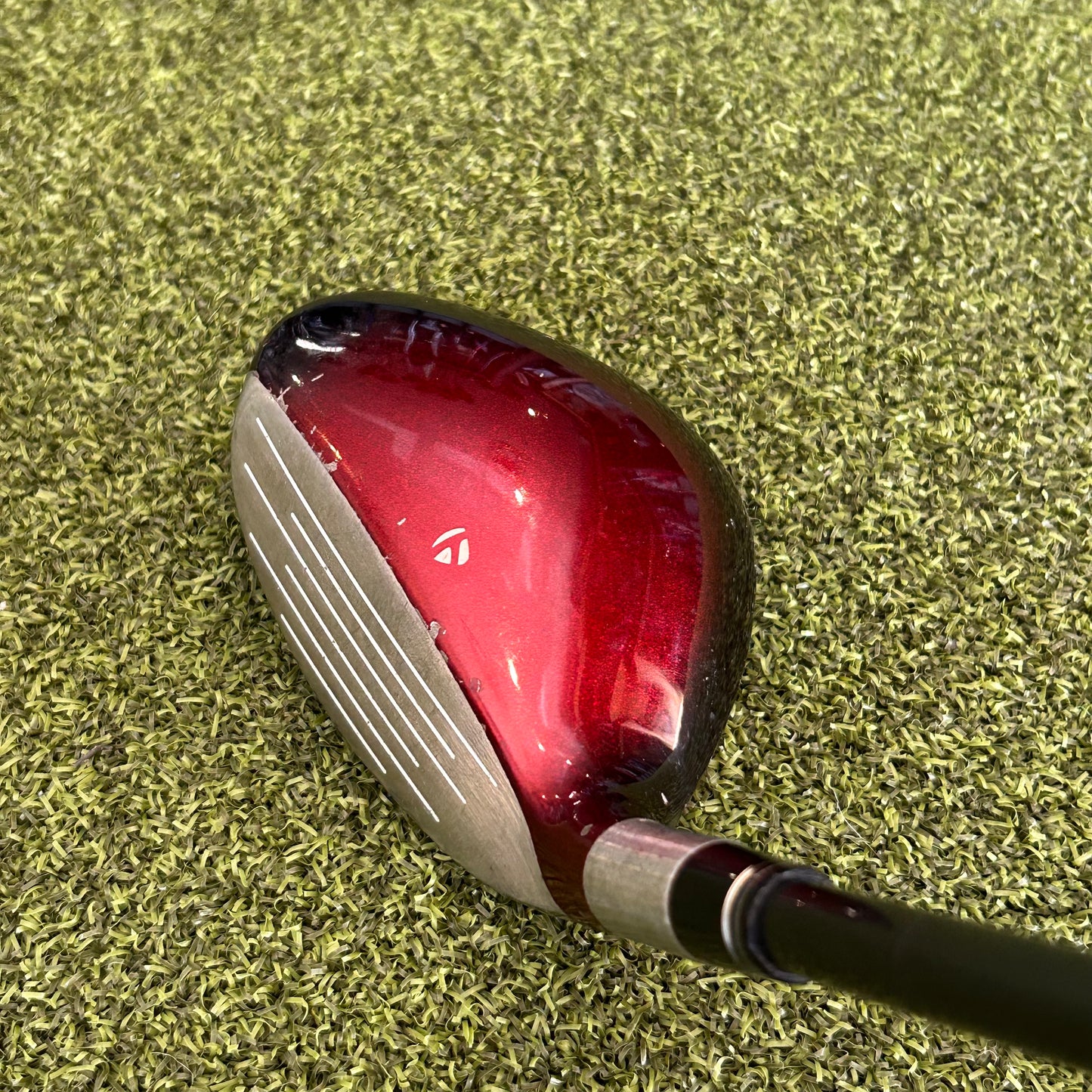 RH Taylormade R7 CGB Max 4 Hybrid. Stiff Flex.