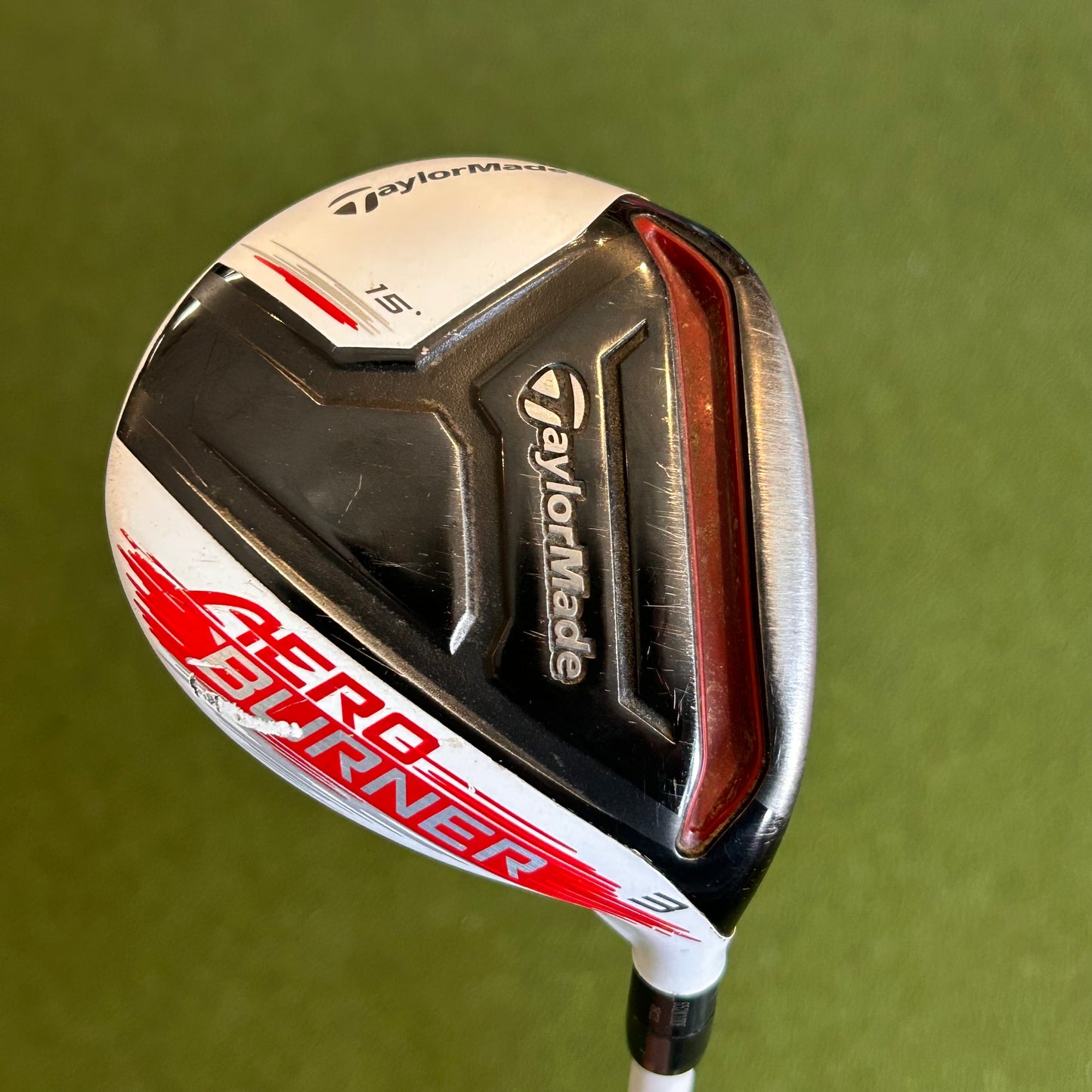 RH Taylormade AeroBurner 3 Wood. Stiff Flex.