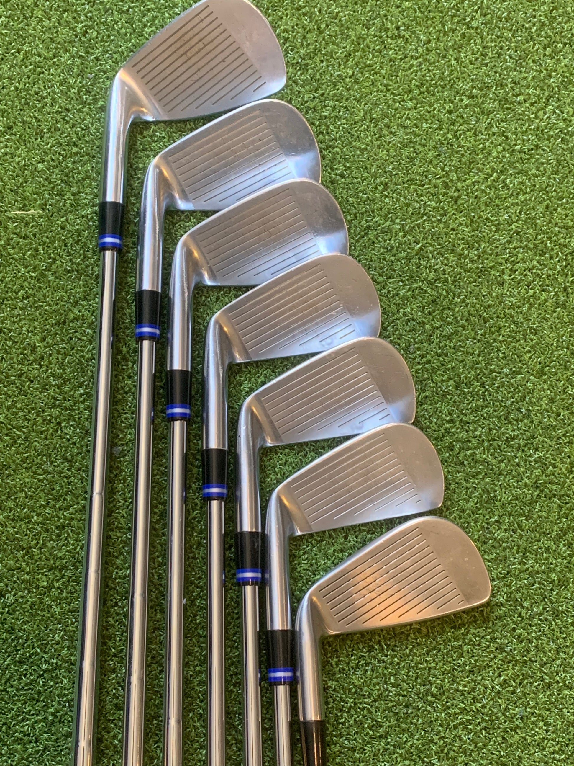 Mizuno pre owned deals irons